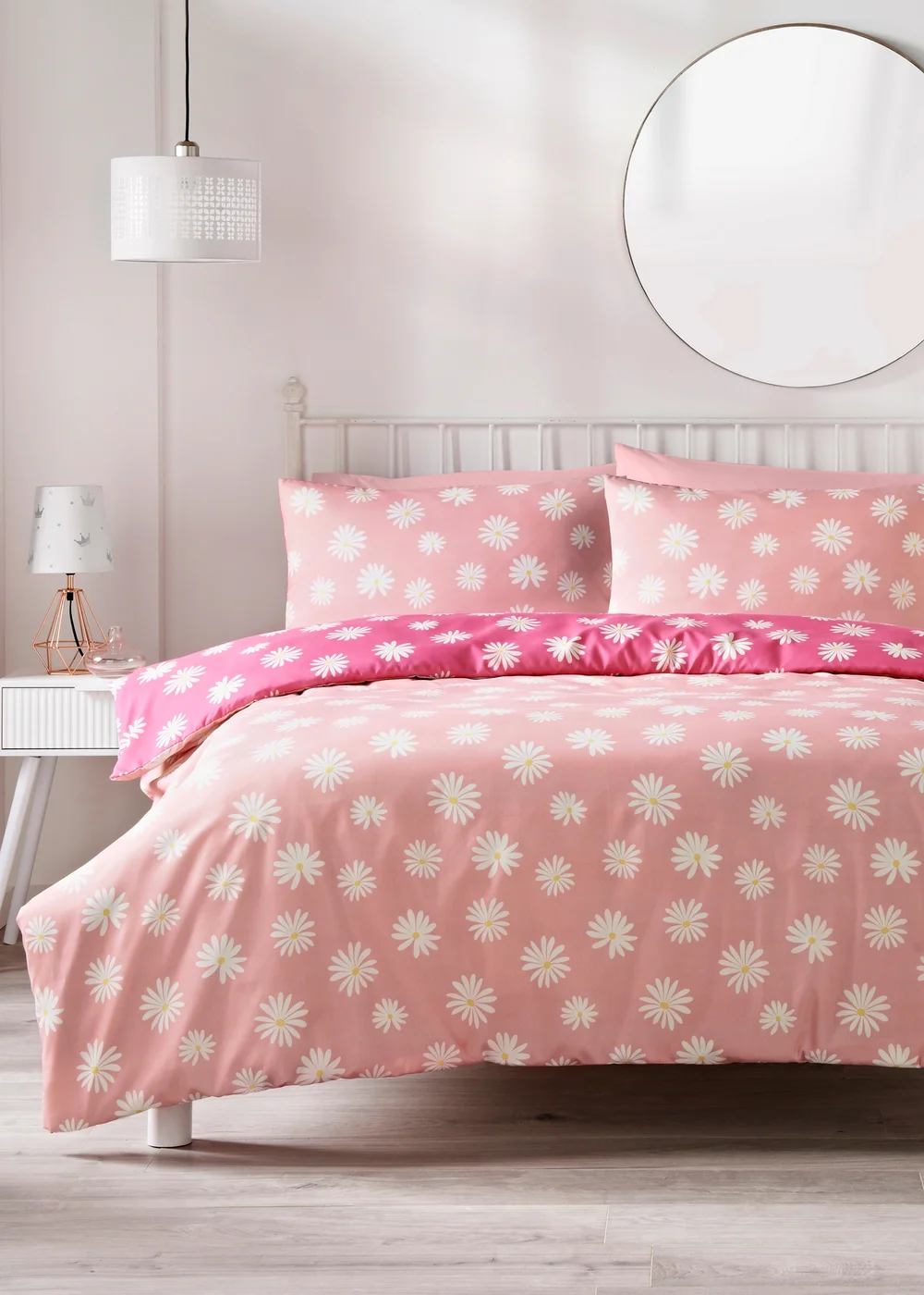 Pink Daisies Duvet Set - Double Image 1
