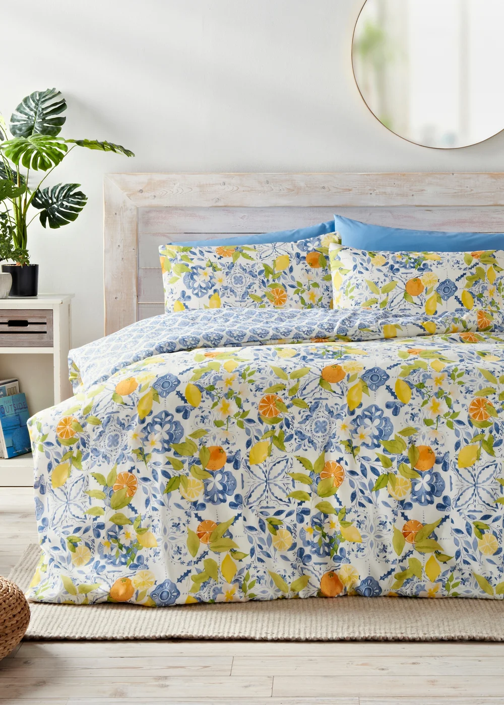 Blue Lemon Tiles Duvet Set - Single Image 1