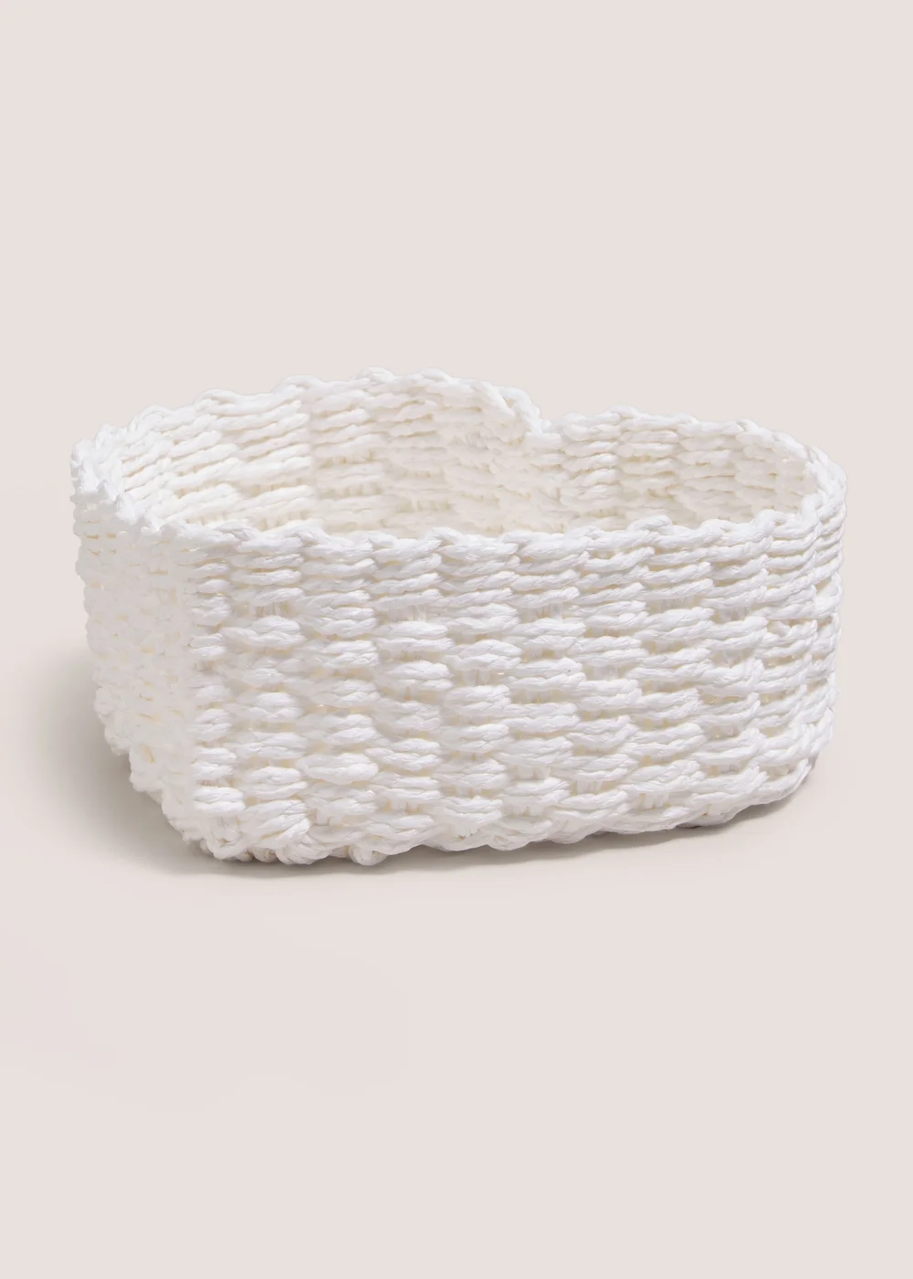 White Heart Basket Image 1