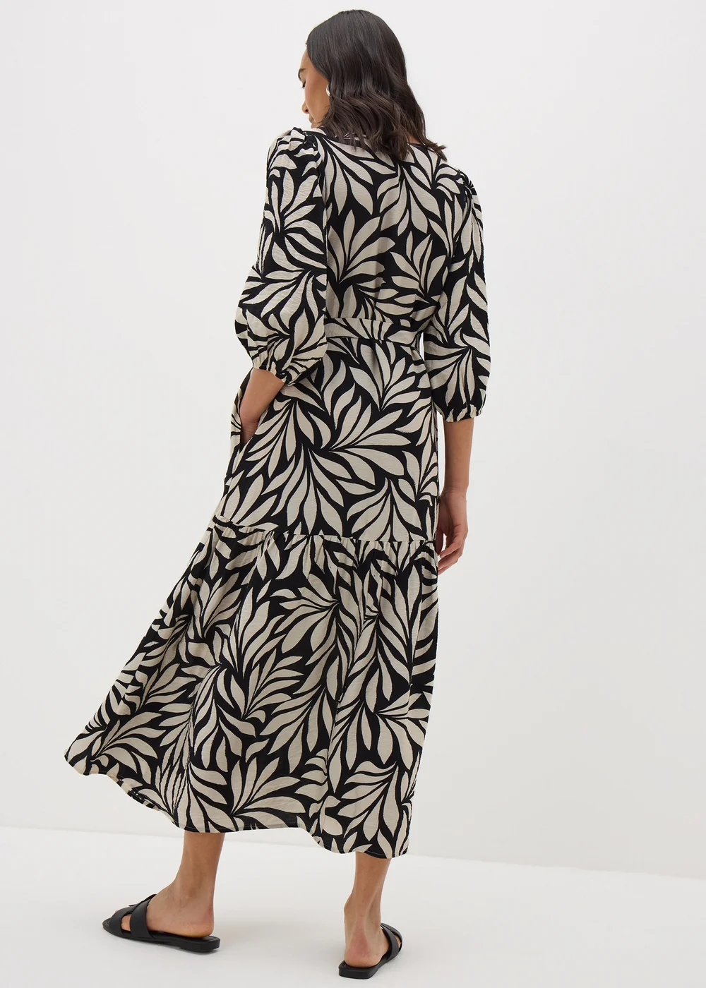Et Vous Black Monochrome Palm Tie Waist Midaxi Dress - Size 8 Image 2