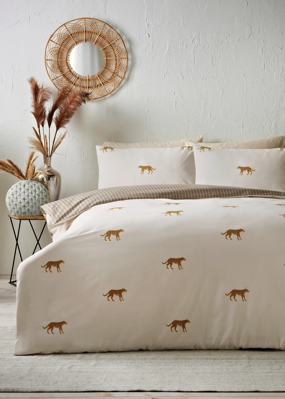 Natural Cheetah Print Duvet Set - Single Image 1