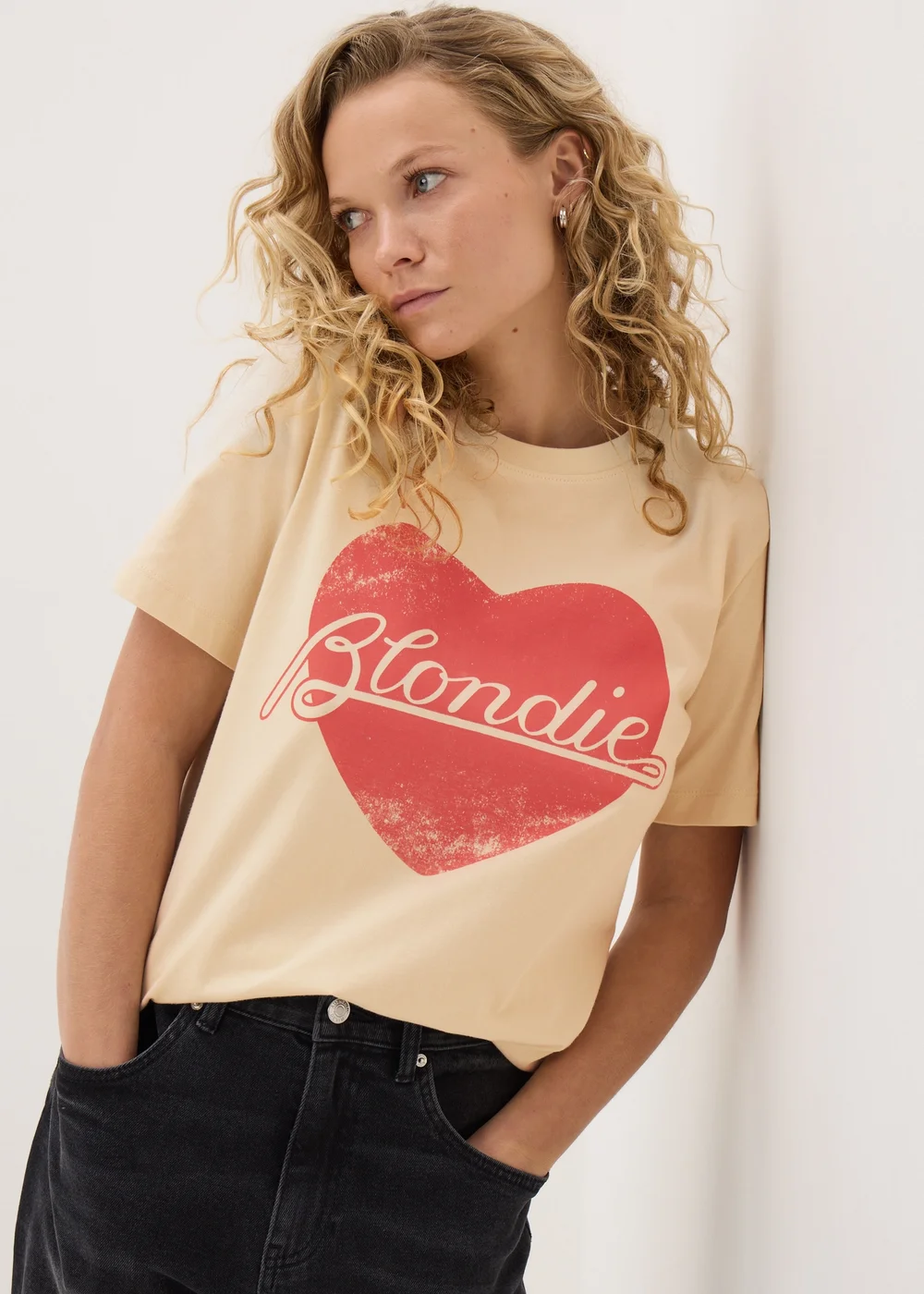 Cream Blondie Heart T-Shirt - S Image 2