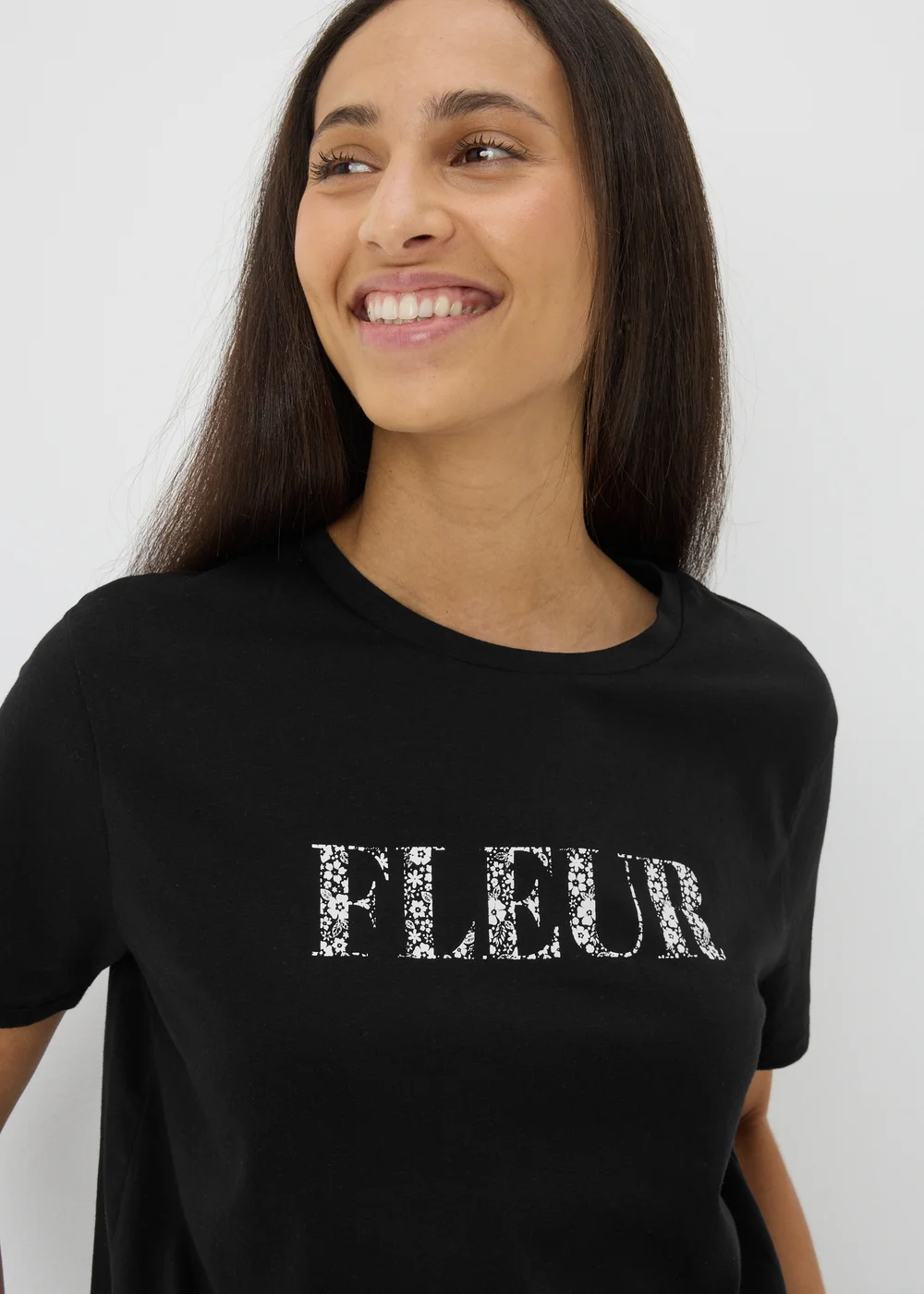 Black Fleur Graphic T-Shirt - S Image 3