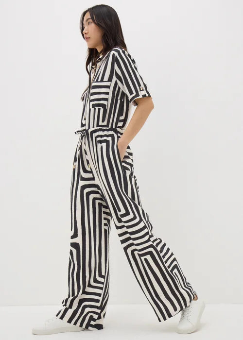 Et Vous Monochrome Geo Jumpsuit - 8 Image 1