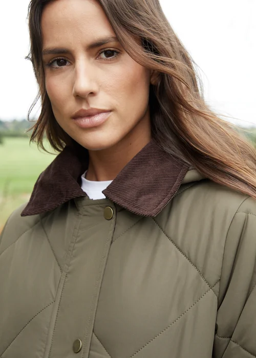 Threadbare Khaki Fir Diamond Quilted Longline Barn Jacket with Removable Hood - 8 Image 5