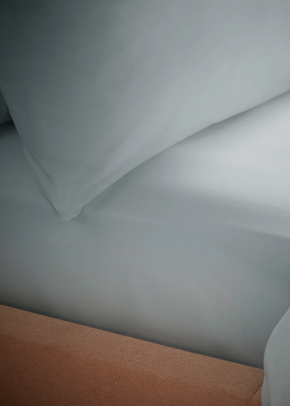 Bianca Fine Linens Silver Temperature Controlling Tencel Lyocell Fitted Sheet - Single Image 1