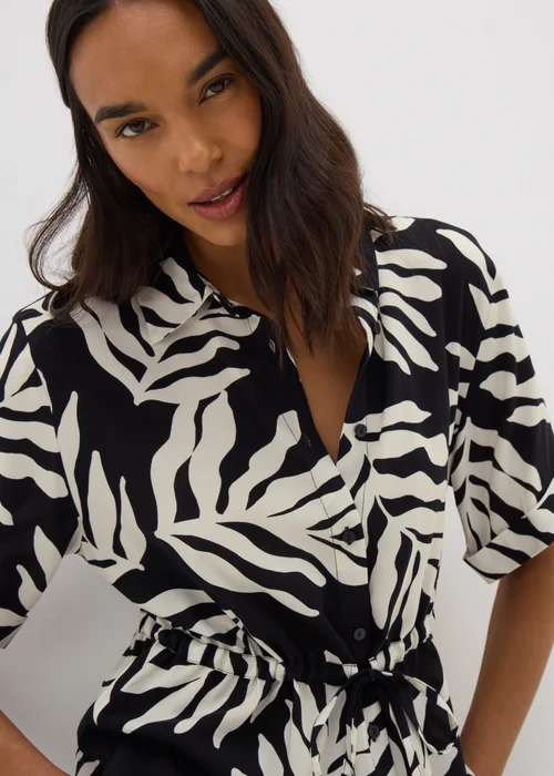 Black Monochrome Leaf Tie Waist Longline Shirt - 8 Image 1