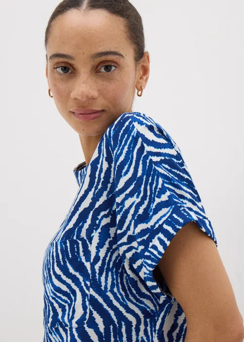 Blue Animal Print Pocket Box Top - 8 Image 3
