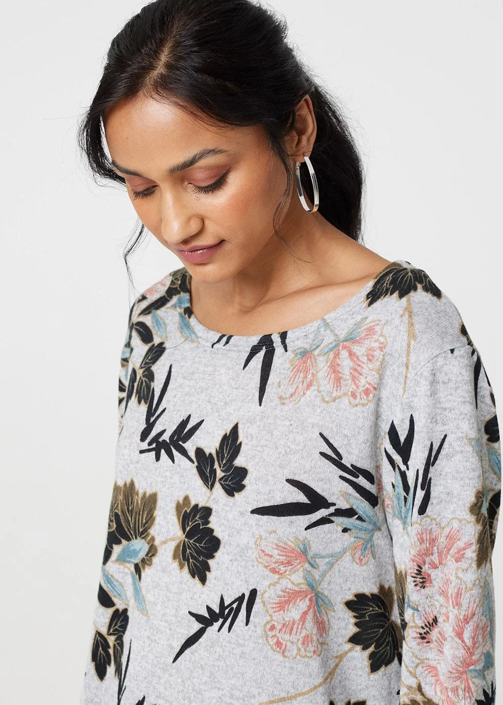 Izabel London Grey Floral Wide Neck Relaxed Long Sleeve Top - 8 Image 3