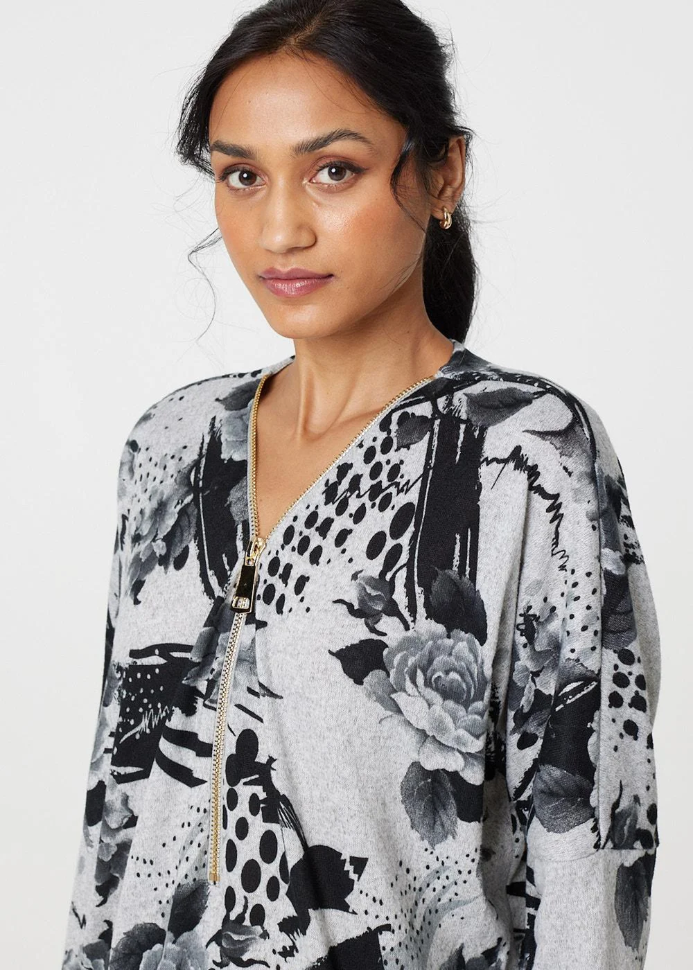 Izabel London Grey Floral Zip Front V-Neck Sweatshirt - 8 Image 3