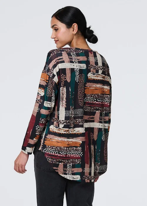 Izabel London Brown Brushstroke Print Curved Hem Top - 8 Image 2