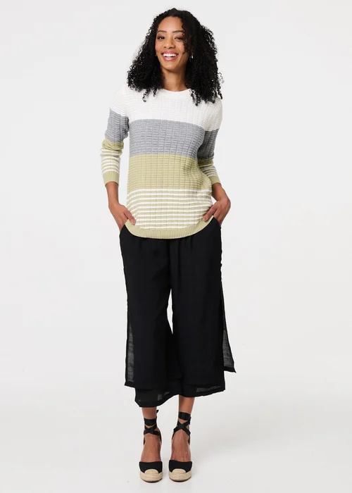 Izabel London Green Colour Block Textured Curve Hem Jumper - 8 Image 1