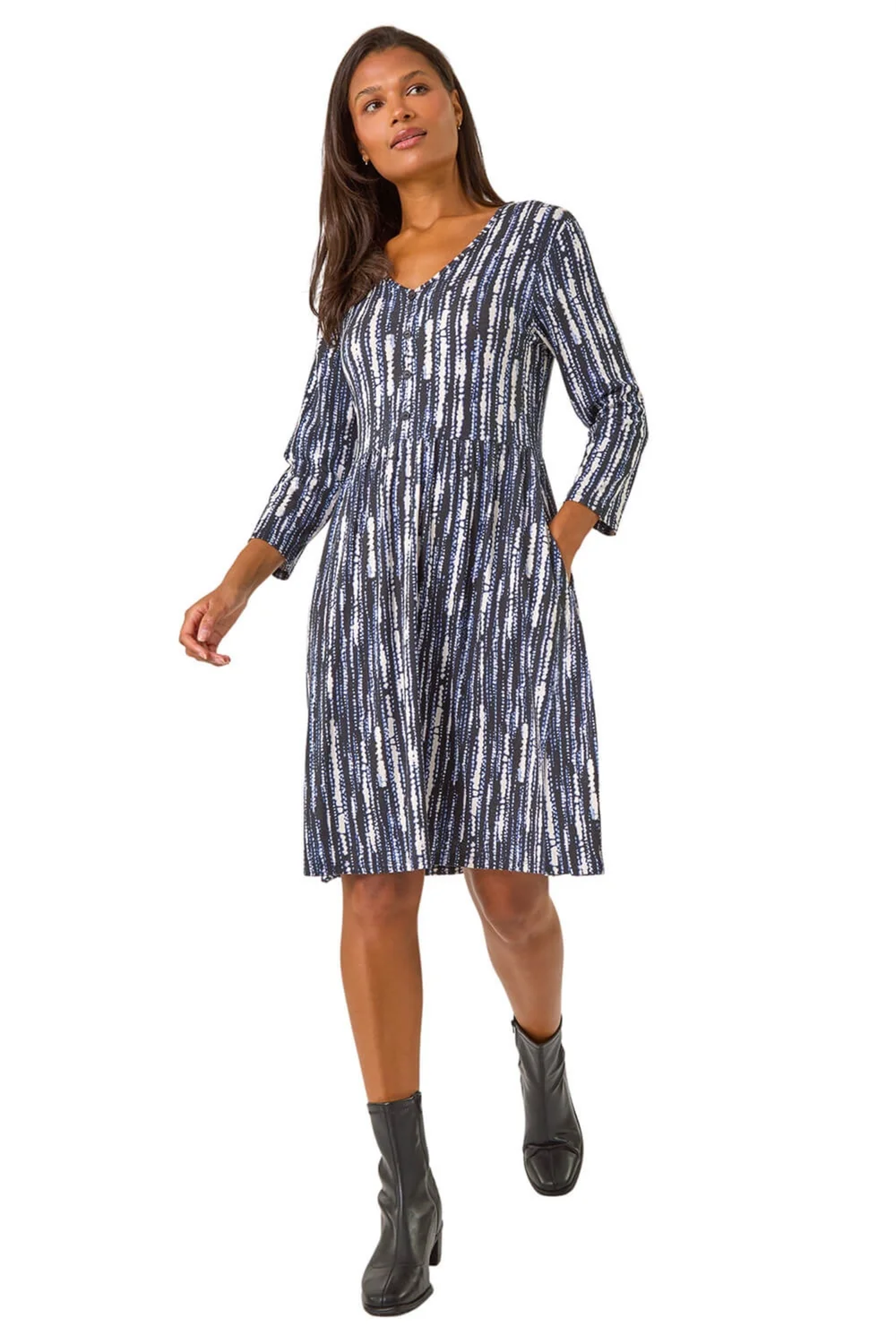 Roman Black Tie Dye Button Detail V-Neck Dress - 10 Image 2