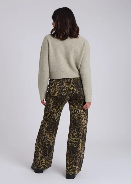Urban Bliss Sage Floral Button Cardigan - S Image 4