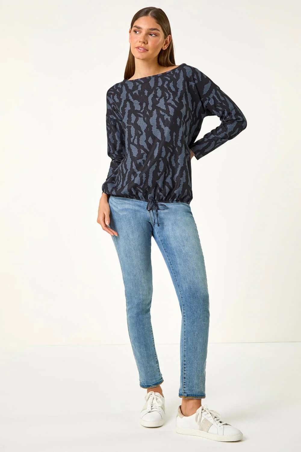 Roman Teal Tie Hem Geometric Print Top - Size 18 Image 3