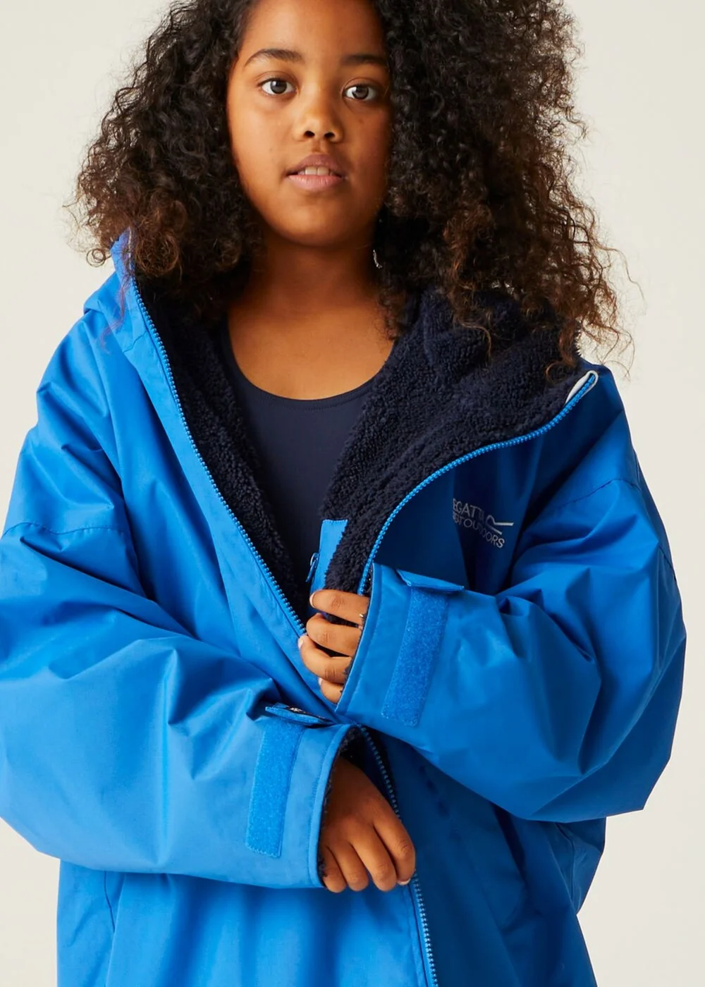 Regatta Oxford Cobalt Kids Junior Waterproof Hydrofort Robe (3-13 Years) - 9-13 Yrs Image 2