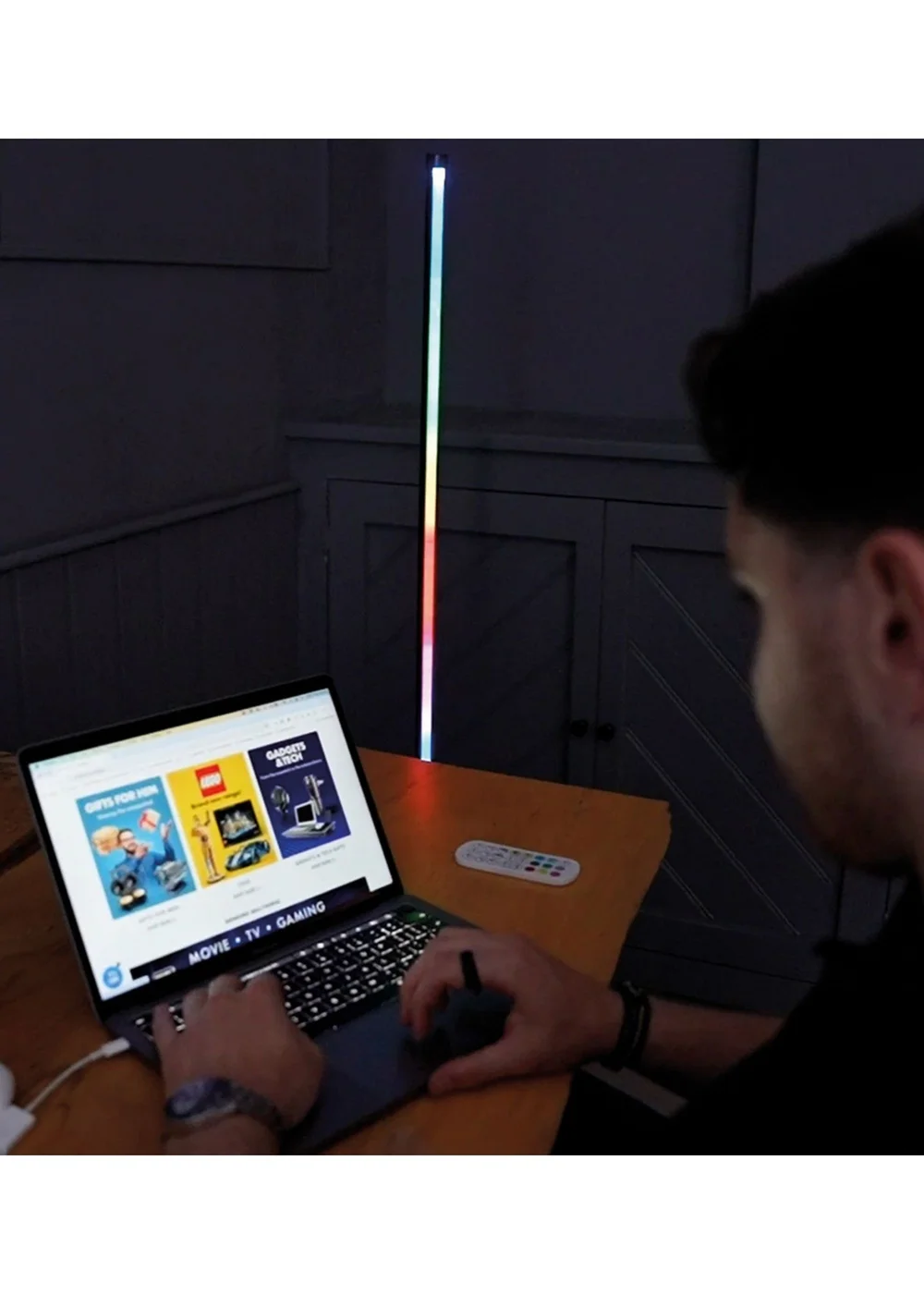 RED5 Black LED Corner Light Remote Controlled - One Size Image 4