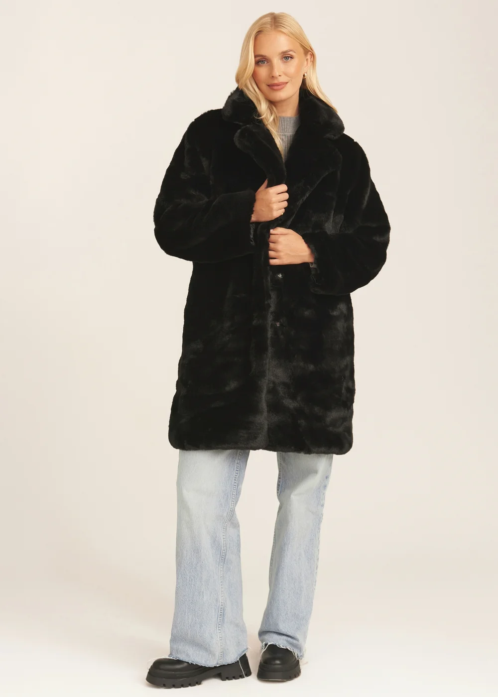 Gini London Black Faux Fur Lapel Collar Coat - Small/Medium Image 1