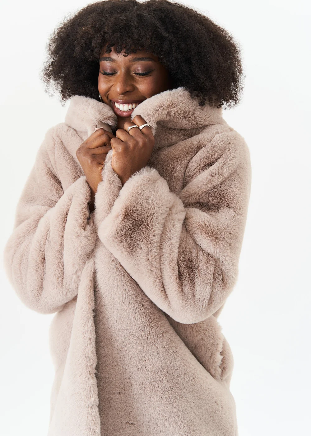 Gini London Beige Hooded Long Sleeve Faux Fur Jacket - Small/Medium Image 3