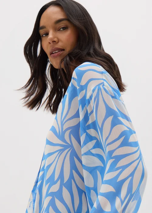 Et Vous Blue Palm V-Neck Blouse - 8 Image 3