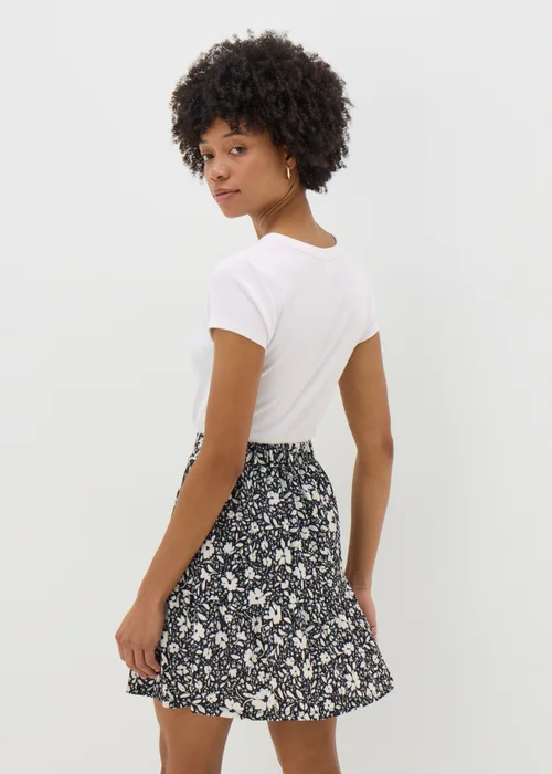 Black Mono Ditsy Floral Mini Skirt - 8 Image 3