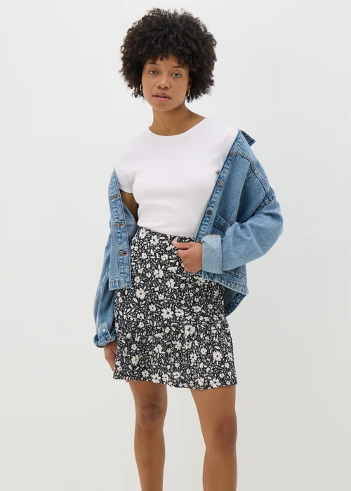 Black Mono Ditsy Floral Mini Skirt - 8 Image 1
