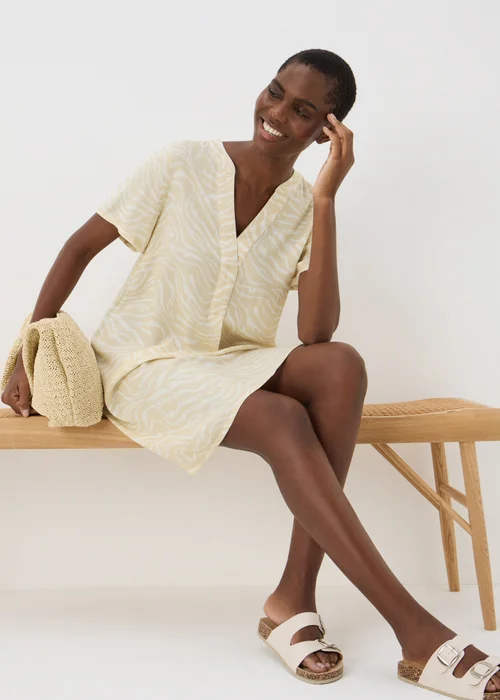 Brown Animal Popover Tunic - 8 Image 1