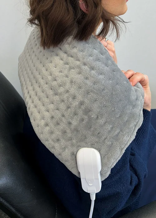 Wellbeing Grey Invigorating & Revitalising Heat Pad UK Plug - One Size Image 2