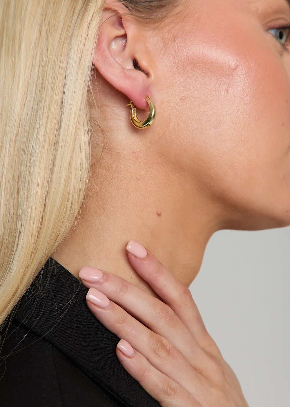 Madein Gold Earring Set - One Size Image 3
