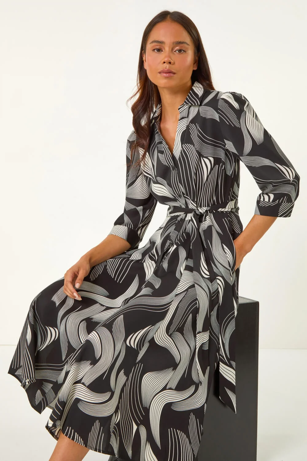 Roman Black Petite Graphic Belt Detail Midi Shirt Dress - 8 Image 2