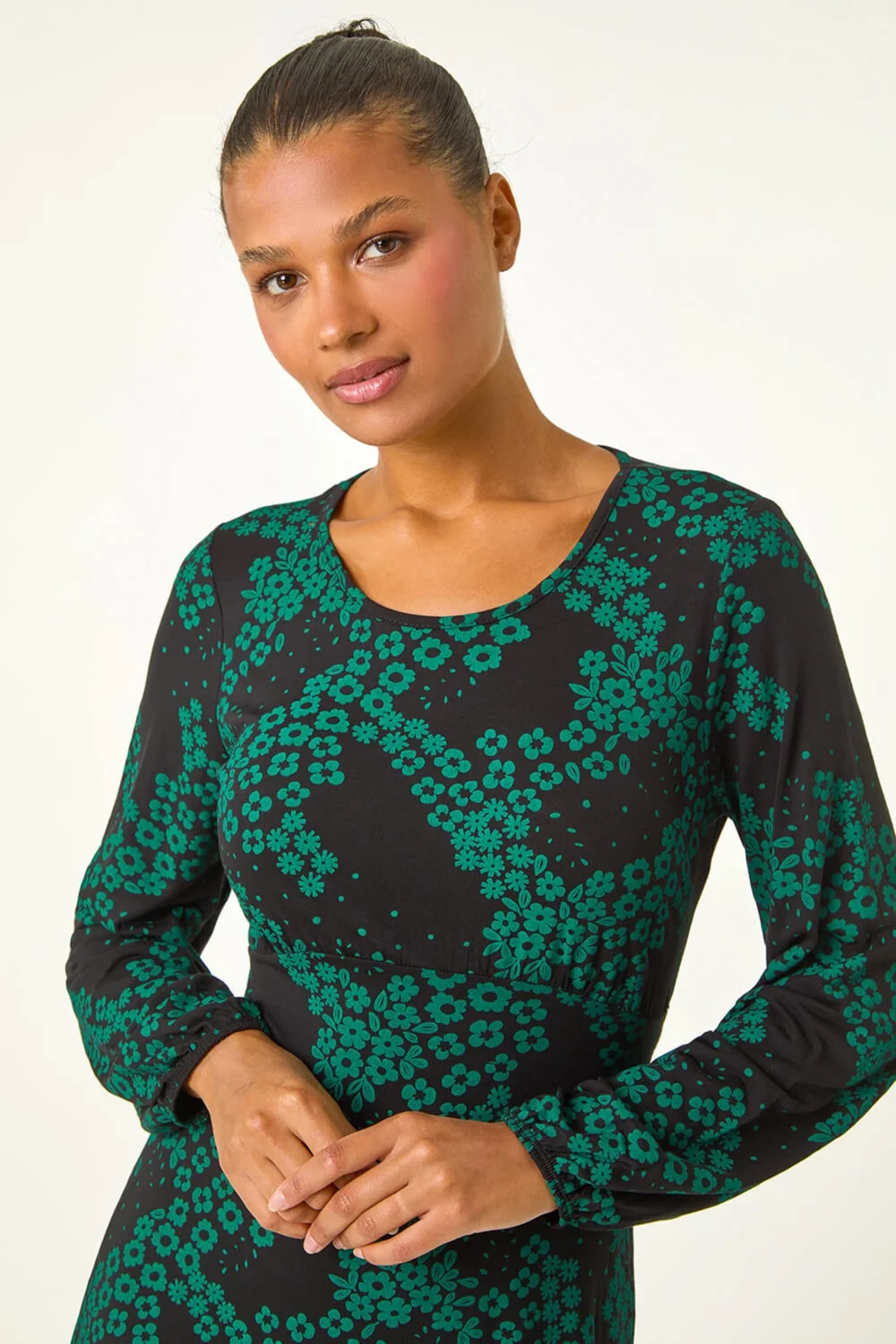 Roman Green Ditsy Floral Gathered Stretch Dress - 22 Image 4