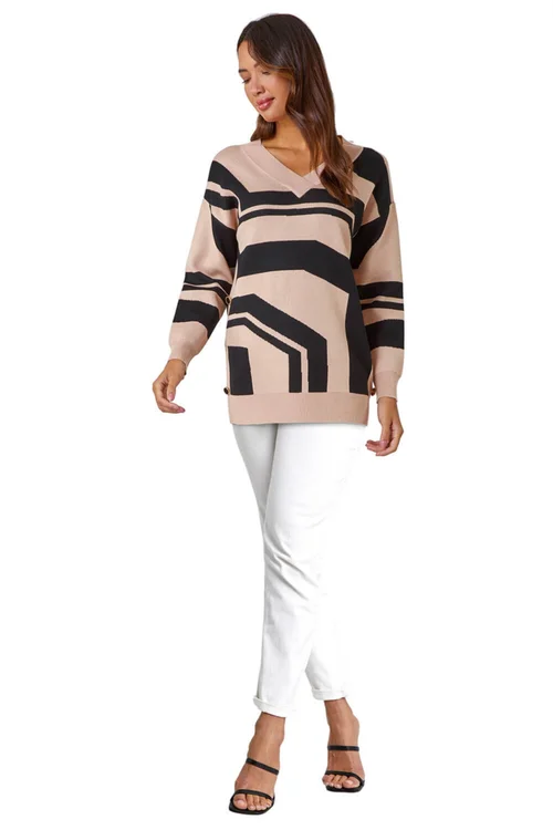 Roman Camel Abstract Print Button Detail Longline Jumper - Size 16 Image 2