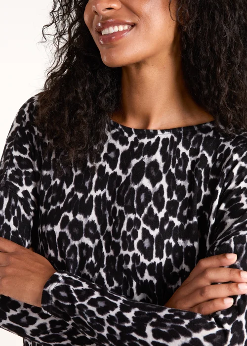 Blue Vanilla Grey Animal Print Long Sleeve Bow Back Top - S/M Image 3