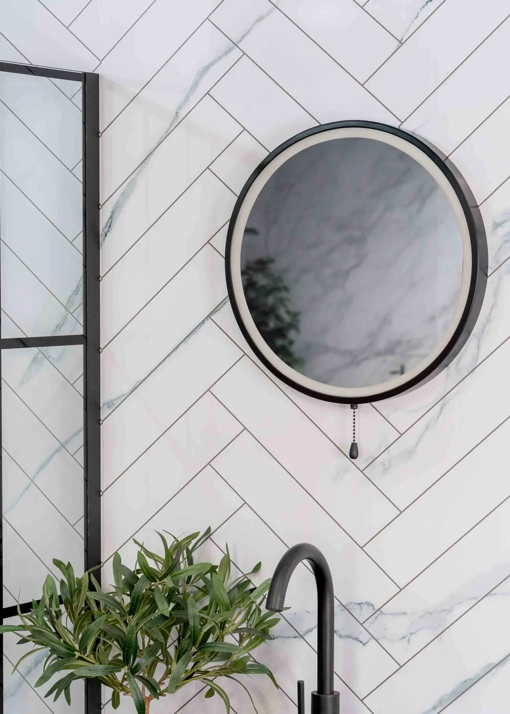 ValueLights Bathroom Mirror Matte Black Illuminated Integrated LED (40cm x 40cm x 3cm) - One Size Image 1