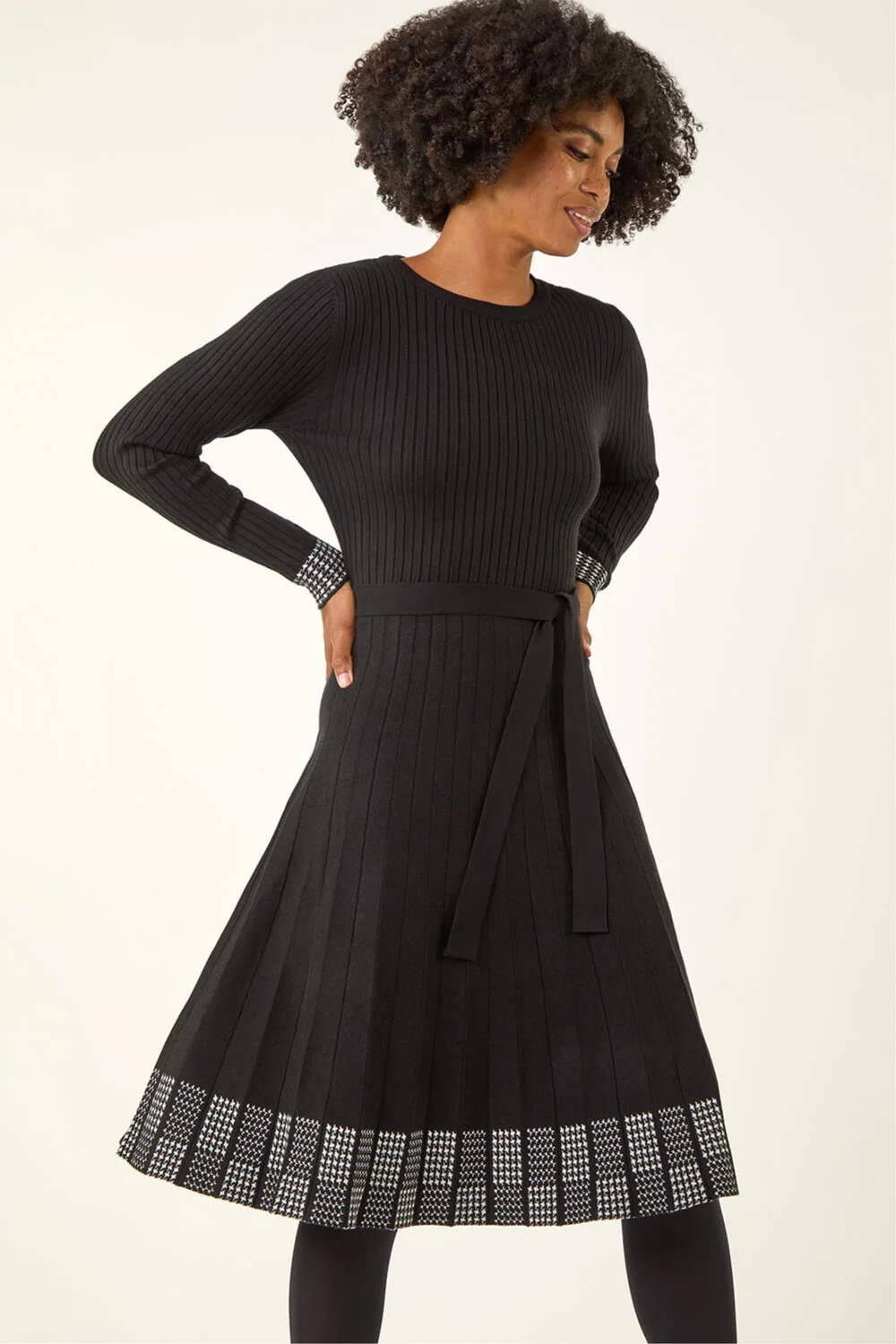 Roman Black Ribbed Stretch Knit Border Print Dress - 10 | Matalan Roman Black Ribbed Stretch Knit Border Print Dress - 10 | Matalan