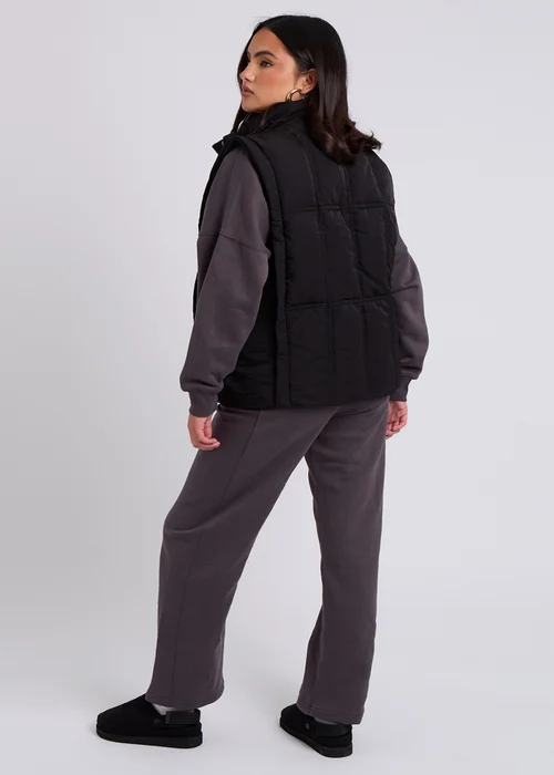 Urban Bliss Black Clean Padded Gilet - 8 Image 5
