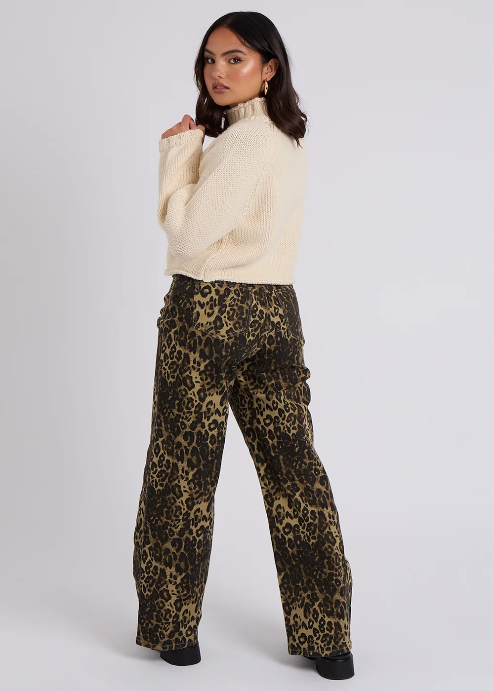 Urban Bliss Cream Exposed Seam Jumper - S Image 2