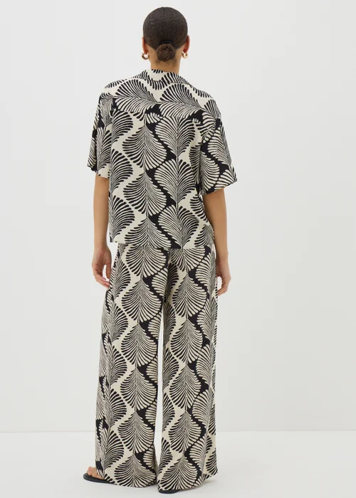Black Monochrome Shell Wide Leg Trousers - 8/L29 Image 2