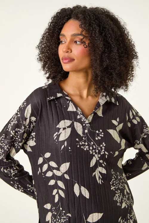 Roman Dark Grey Mono Floral Collared Top - Size 22 Image 4
