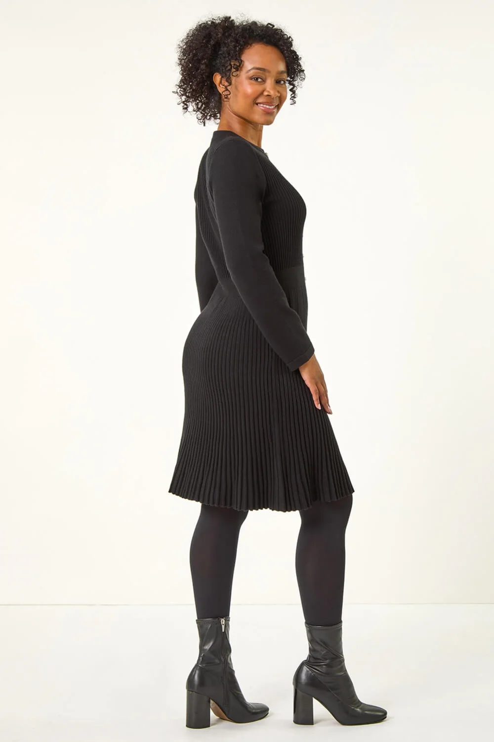 Roman Black Petite Pearl Button Knitted Dress - 8 Image 4