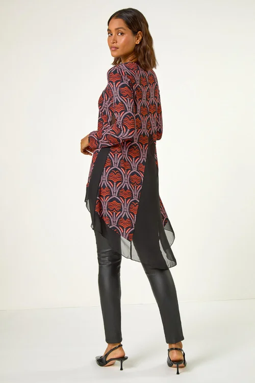 Roman Red Chiffon Hem Printed Stretch Top - Size 12 Image 2