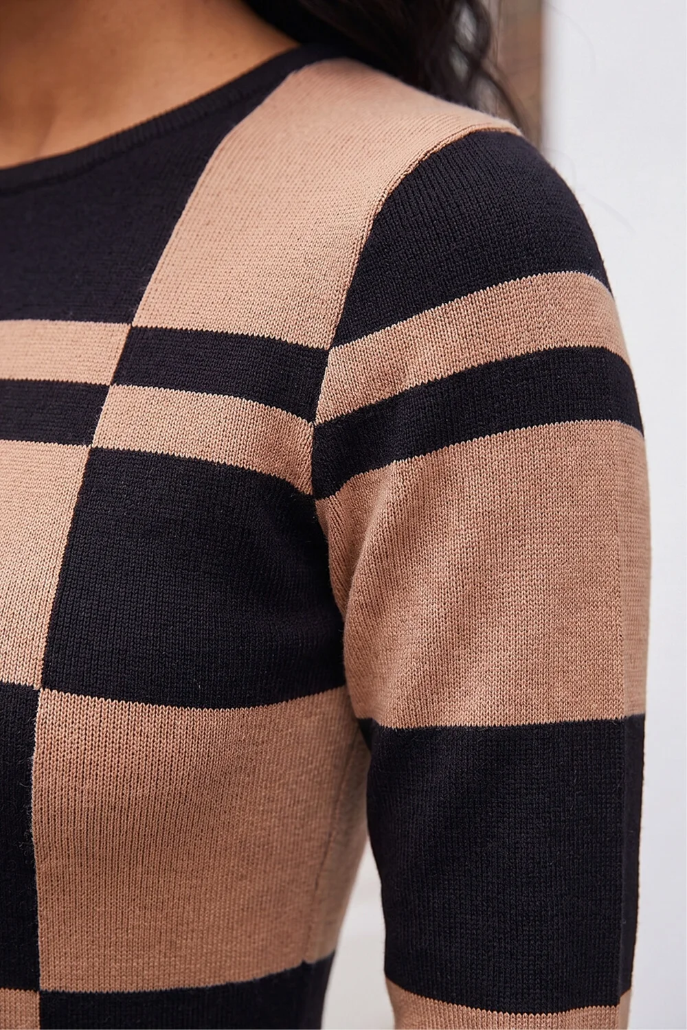 Roman Camel Colour Block Knit Dress - 14 Image 4
