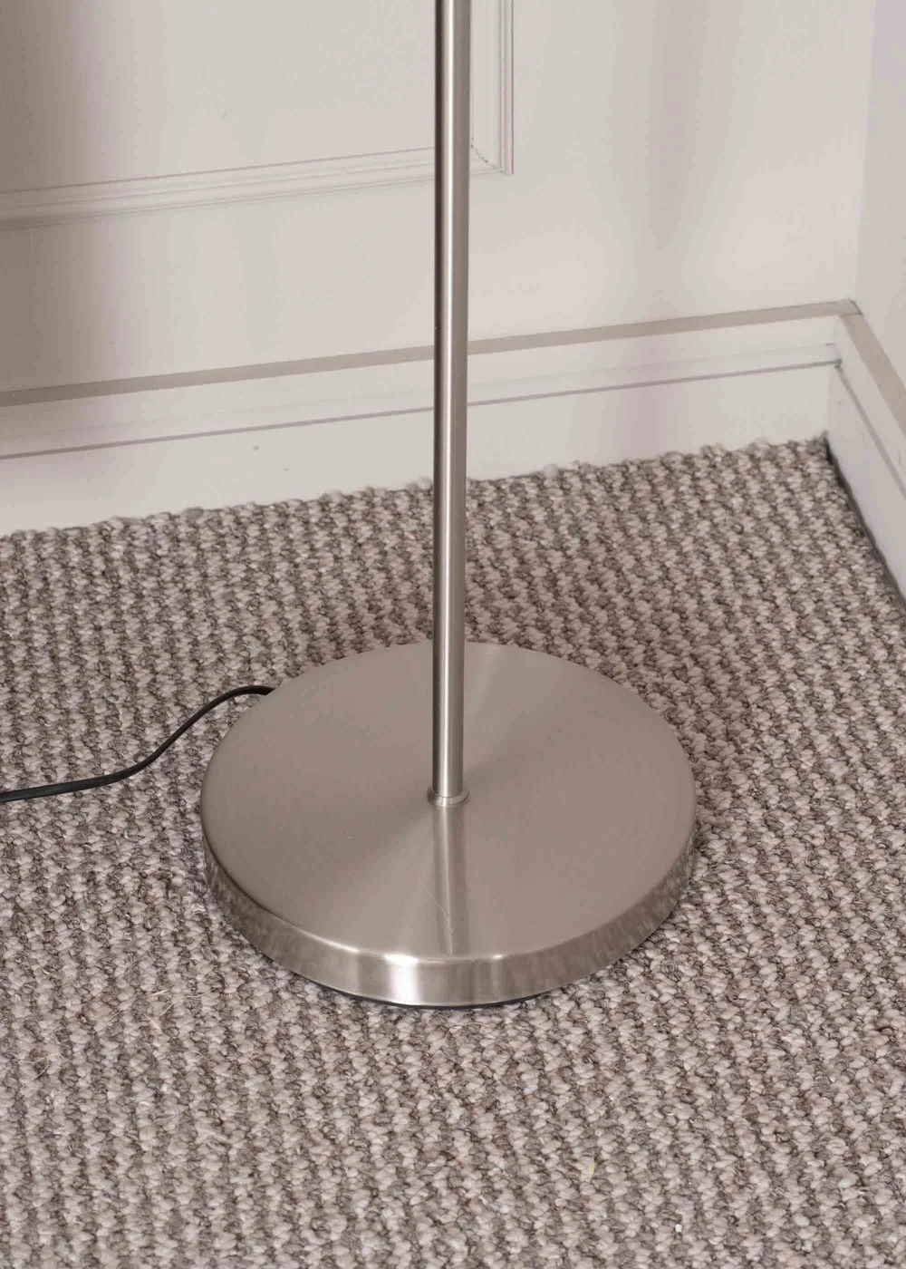 ValueLights Maya Chrome Floor Lamp with White Drum Shade (158.5cm x 26.5cm x 26.5cm) - One Size Image 5