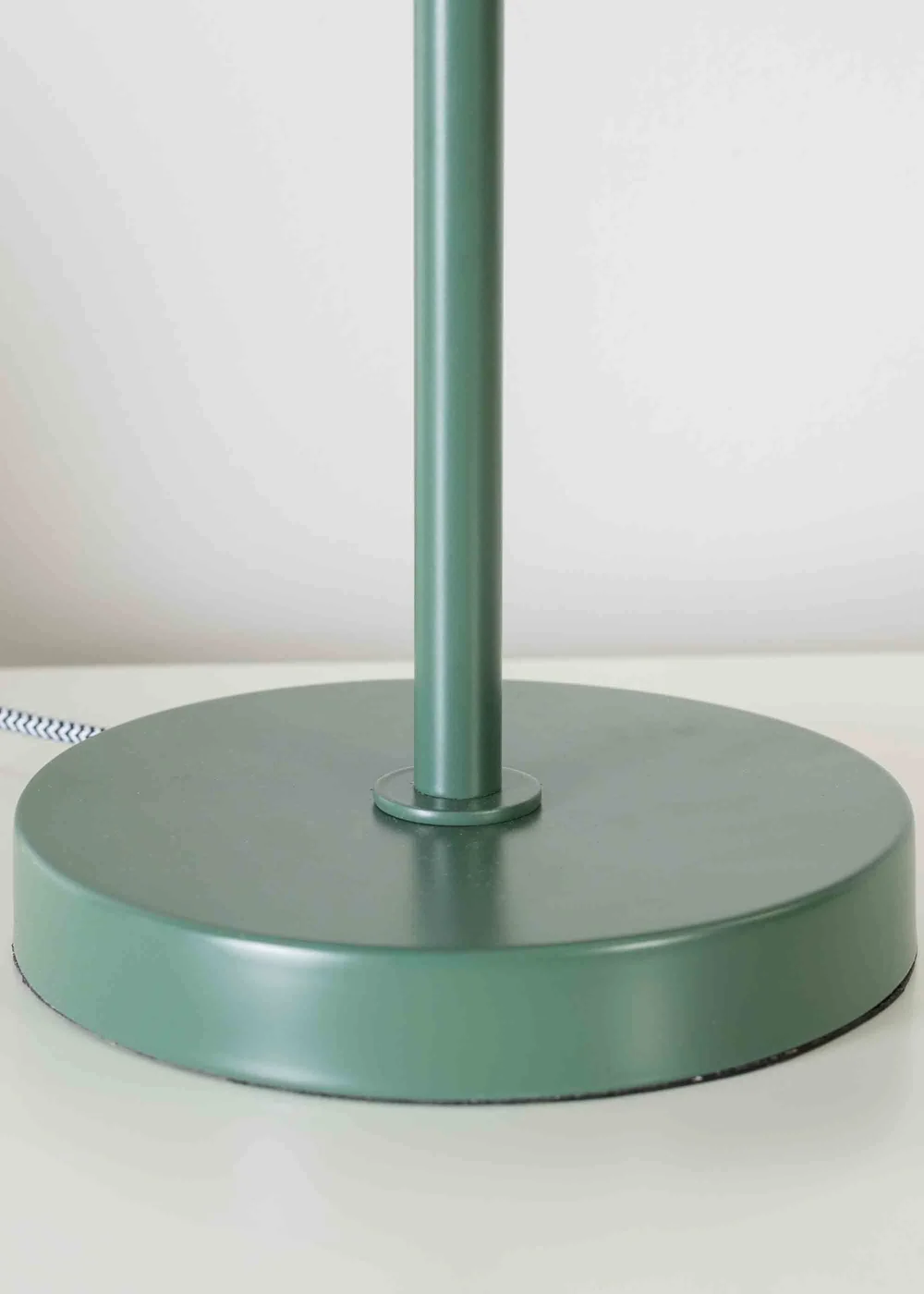 ValueLights Stassi Matte Green Table Lamp with Green Dome Shade - One Size Image 4