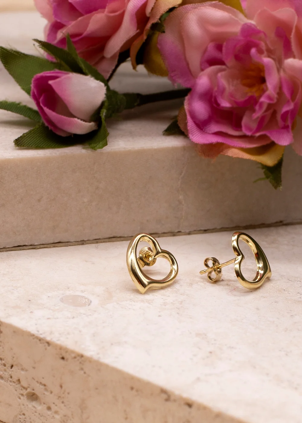 Golden Moments 9ct Yellow Gold Heart Stud Earrings - One Size Image 3