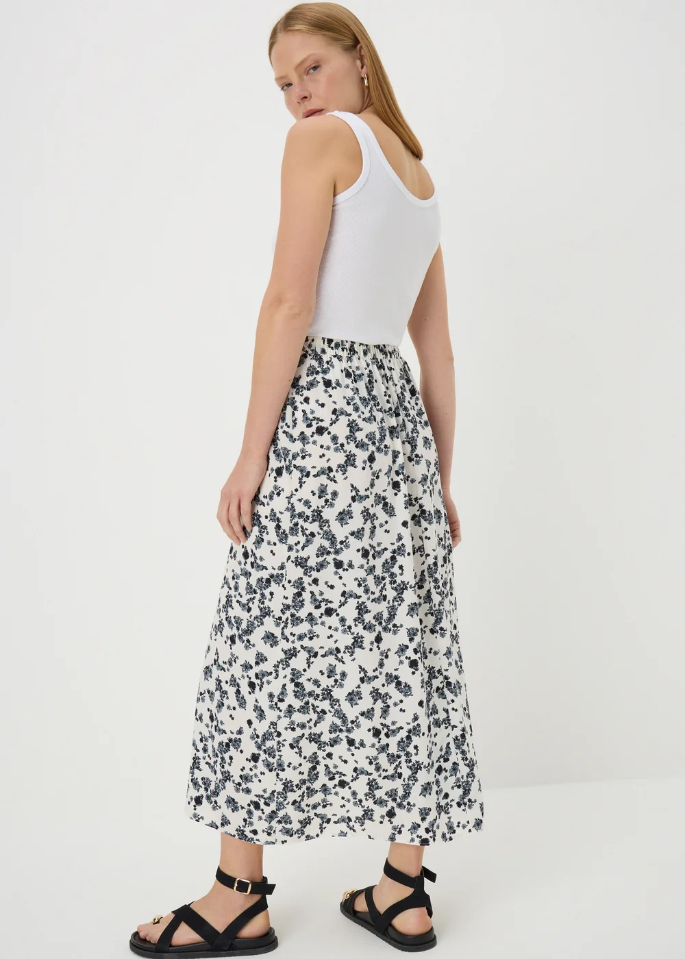 Black Floral Flared Hem Midaxi Skirt - 8 Image 1