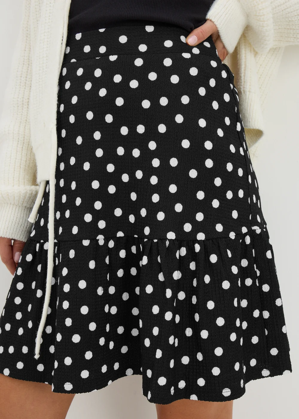 Black Polka Dot Mini Skirt - 8 Image 3