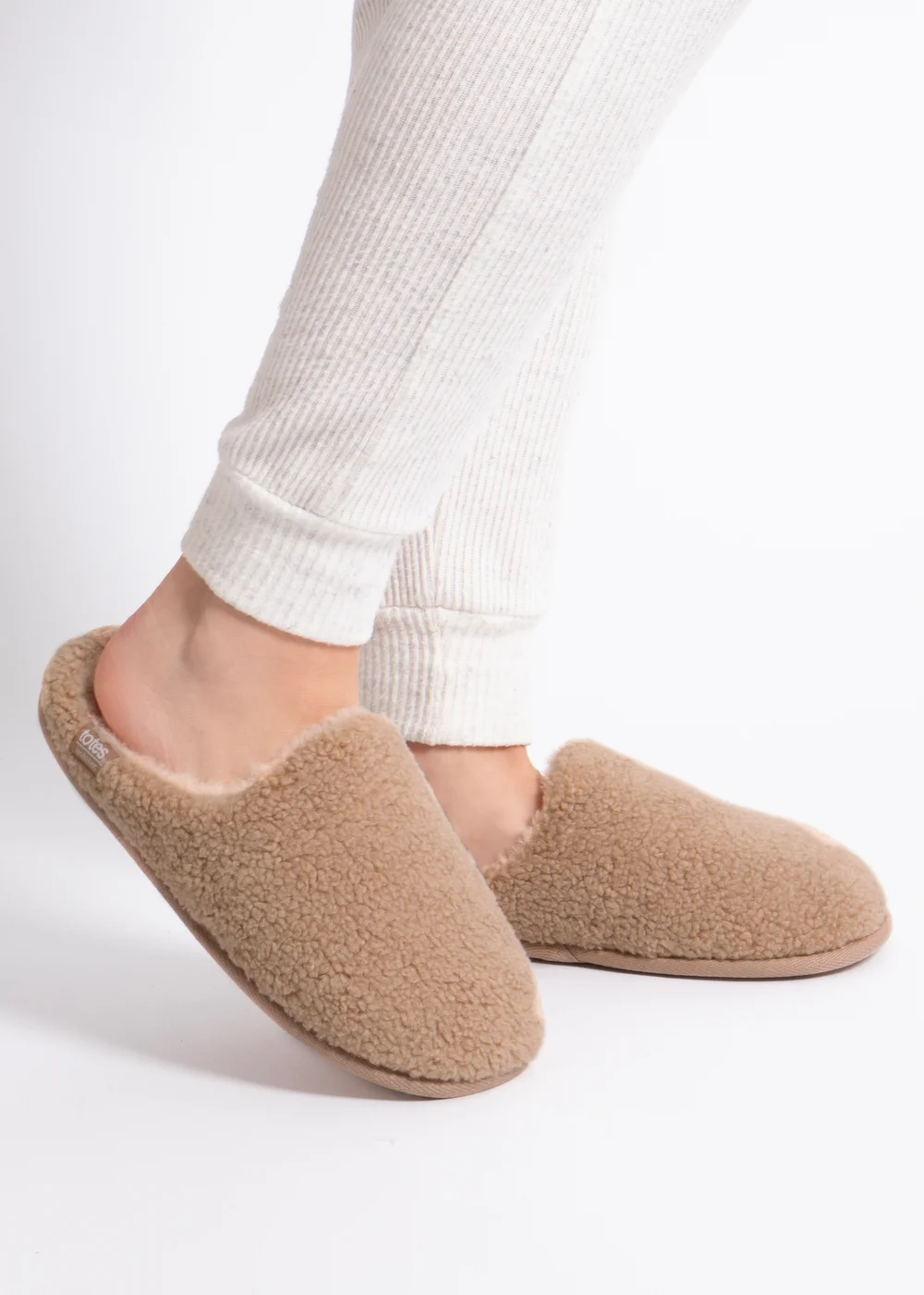 Totes Isotoner Natural Ladies Curly Fur Mule - 4 Image 2