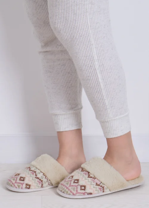 Totes Toasties Ladies Fair Isle Knit Mule Slippers - Size 3-4 Image 2