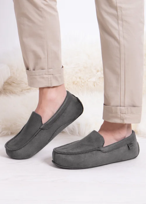 Totes Isotoner Grey Square Patterned Smart Moccasin Slipper - 8 Image 2